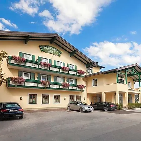 Hotel Brueckenwirt 3*